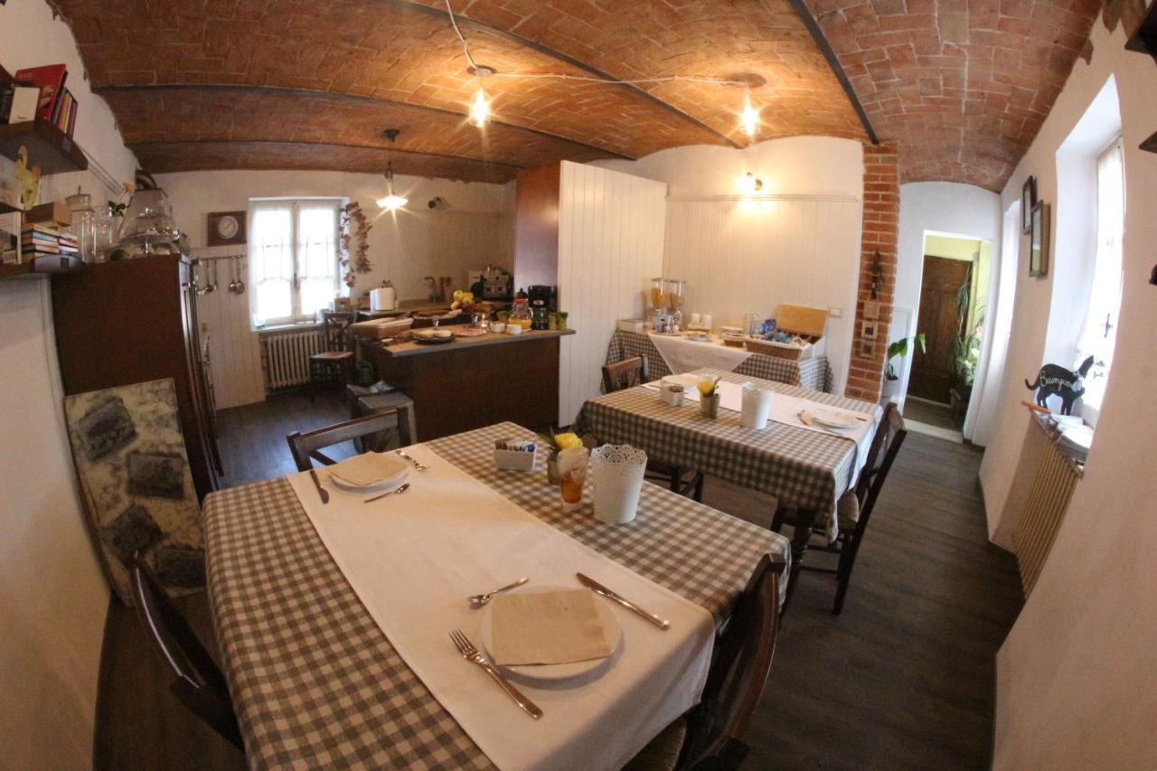 Poggio Dei Farinetti Bed & Breakfast Diano d'Alba Luaran gambar